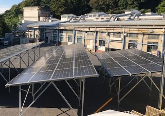 相模工場の発電施設（屋根上、野立て）